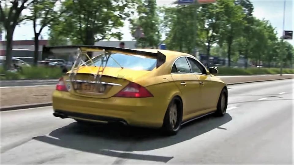 Chci být letadlo! Mercedes dostal monstrózní křídlo